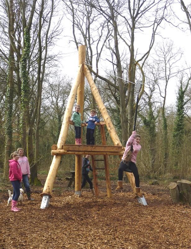 Home Kids Tree Houses With Zip Line Kids Tree House With Zip Line