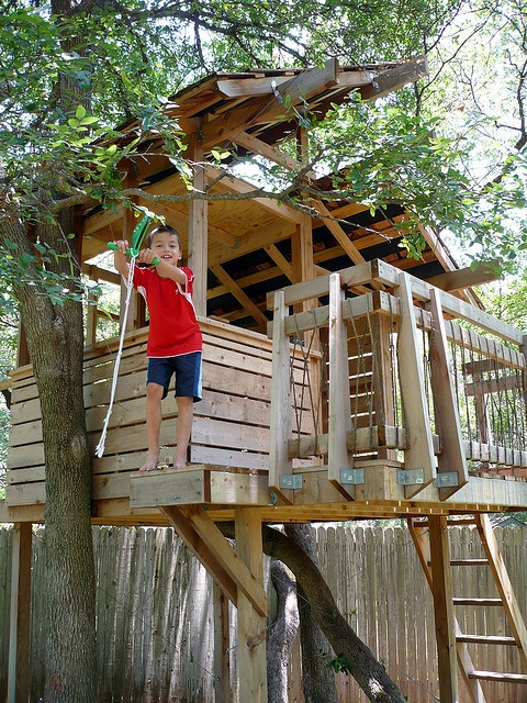 Home Kids Tree Houses With Zip Line Kids Tree House With Zip Line