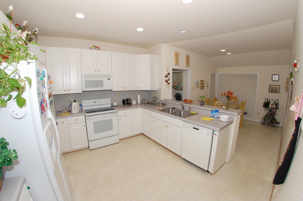 Kitchen Laminate Kitchen Countertops With White Cabinets Cabinets