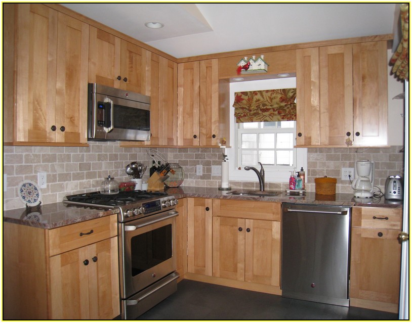 kitchen backsplash ideas with light maple cabinets kitchen maple kitchen cabinets backsplash simple on within kitchen backsplash ideas with light maple cabinets kitchen maple kitchen cabinets backsplash simple on within