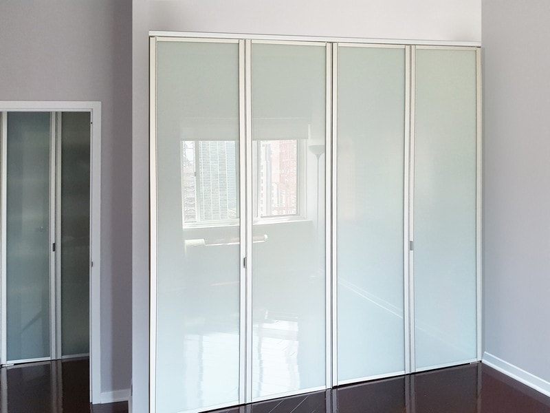 Interior Bifold Closet Doors Contemporary On Interior Throughout