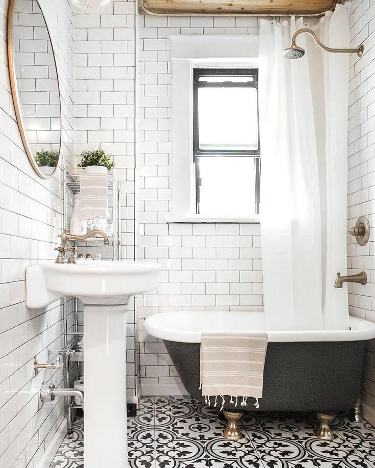 clawfoot bathroom designs