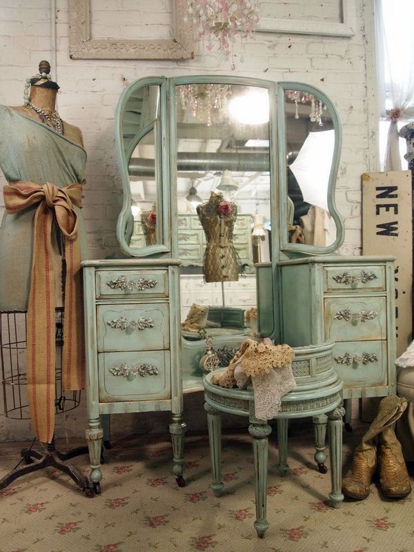Furniture Vintage Chic Bedroom Furniture Fine On Throughout Older Times With Shabby 21 Vintage Chic Bedroom Furniture